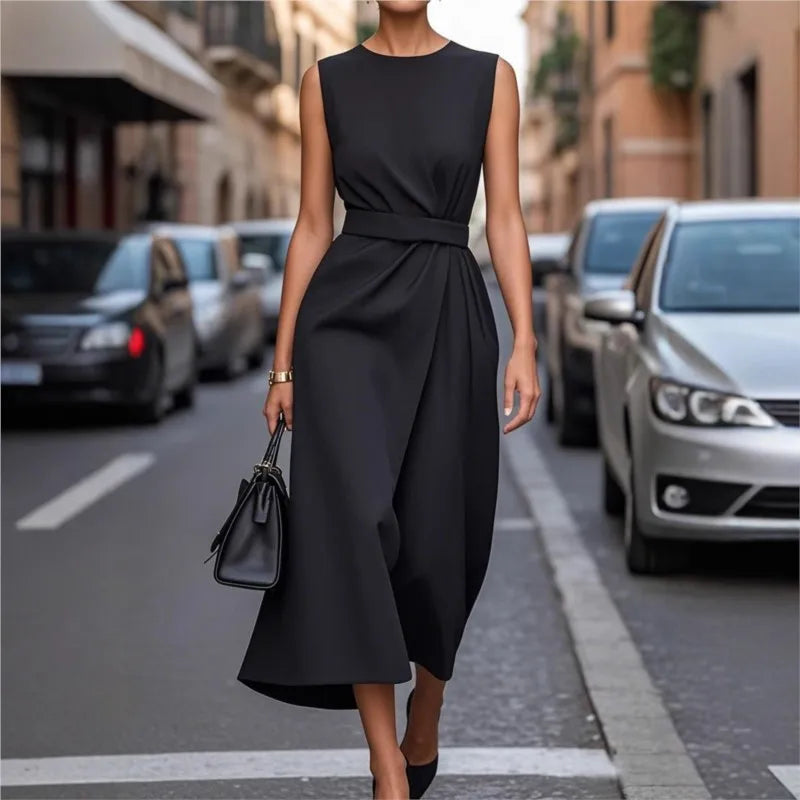 Clarimond | Elegant Round Neck Midi Dress