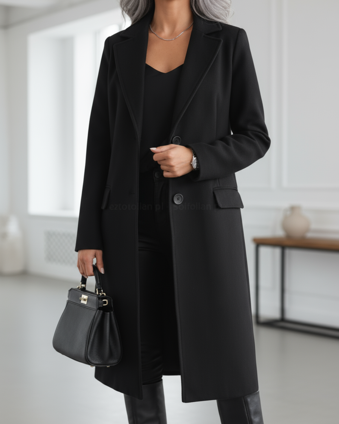 Auria | Elegant Long Coat